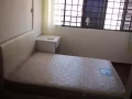 主人房。普通屈