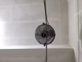 储藏室排风扇和晾衣杆