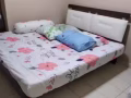 Queen size 床架和书桌便宜卖