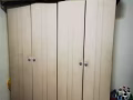 處理幾套上下鐵窗 四個兩開門衣櫃
