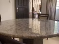 大圆桌