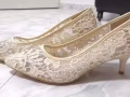 蕾丝镂空美鞋