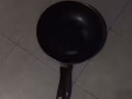 本人八号回国，处理厨房用品