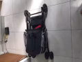 嬰兒車