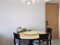 大理石餐桌