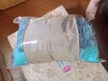 可以收起來的床墊，可以折起來的。只用過一次，就收起來了。