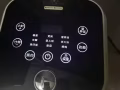 九成新榮事達可定時多功能智能電飯煲 $25，價格可商。