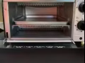 二手mini烤爐，贈品蛋撻模型，價錢還可以商量 主要是需要搬家了 不能帶走了