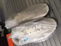 全新Vans1双