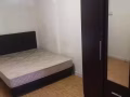 双人大床