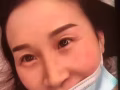 眉毛和美瞳線