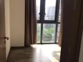 近湖畔地铁站,漂亮公寓便宜出租一个普同房间