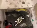 出售一些男鞋女鞋加几条裤子
