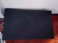 出售木质椅子，桌子，站灯，地毯，书，篮球，不粘锅，