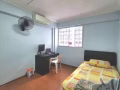 義順大牌758普通房出租。房租600元，設施齊全，靠近地鐵站。5月1號入住。