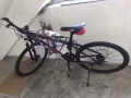 全新自行车。海军部自取