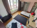 馬里士他緊鄰SOTA，三室一廳室友少，主人房可住兩人，包水電網