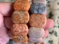 珊瑚玉吊墜，雕刻件，手鐲. 瑪瑙吊墜擺件。