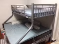 八成新衣櫥