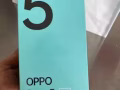 嘎嘎新的 OPPO Reno5 128gb 银色的