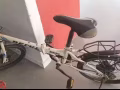折叠，白色