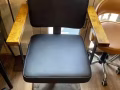理发店升降剪发椅