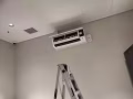 聘请冷气维修和清洗员工