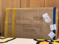 全新桌子