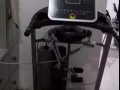 跑步机一台