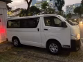 Van delivery 麵包車送貨
