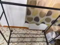 床边衣服架