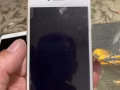 自用iPhone6S，iPhone8，都是白色，都是64G
