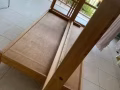 IKEA 單人床 $50 床墊$50 貨架$30