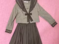 因回國處理衣物
