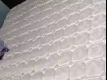 有个双人床床垫要卖