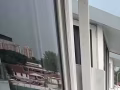 别墅拎包入住 带大阳台 1楼阳台旁就是泳池 光照好 安静