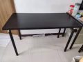 Ikea 黑色桌子兩張