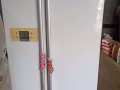 转让二手LG二门对开冰箱200块钱另avolta移动空调180块钱请到裕廊西验货