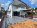 2 Storey Landed Property For Rent