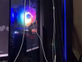i5-10400F。GTX1070台式機贈顯示器
