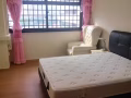 轻轨凤凰站房间出租