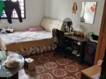 近巴耶里峇地鐵站，走路8分鐘，本屋地址，普通房出租電話82769295