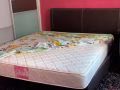 King size 床架出售