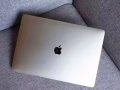 苹果MacBook pro 2018 memory 16GB storage 5