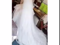 转卖婚纱和敬酒服