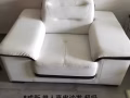 真皮单人沙发$30,八成新，海军部自取