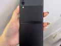 三星折叠Z Flip3 5G第三代 黑色 没盒子有包括充电器