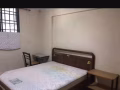 淡滨尼地铁站附近有主人房三人间床位，有单间大普通房间出租合法人数6人安静。