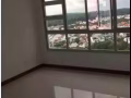 Ang Mo Kio 宏茂橋地鐵站新組屋普通房出租。