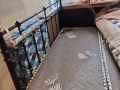 双人床